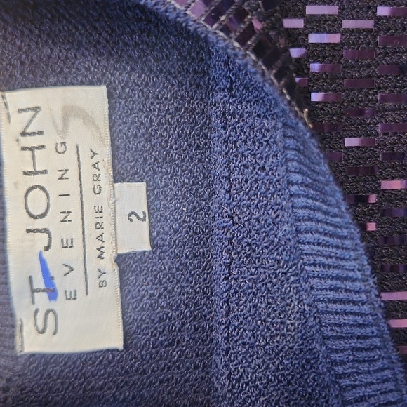 St Johns Evening Textured Sleeveless Knit - Picture 3 of 3